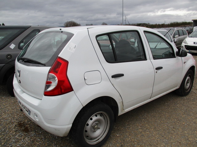 2011 DACIA SANDERO