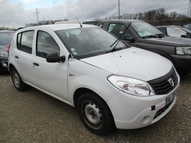 2011 DACIA SANDERO