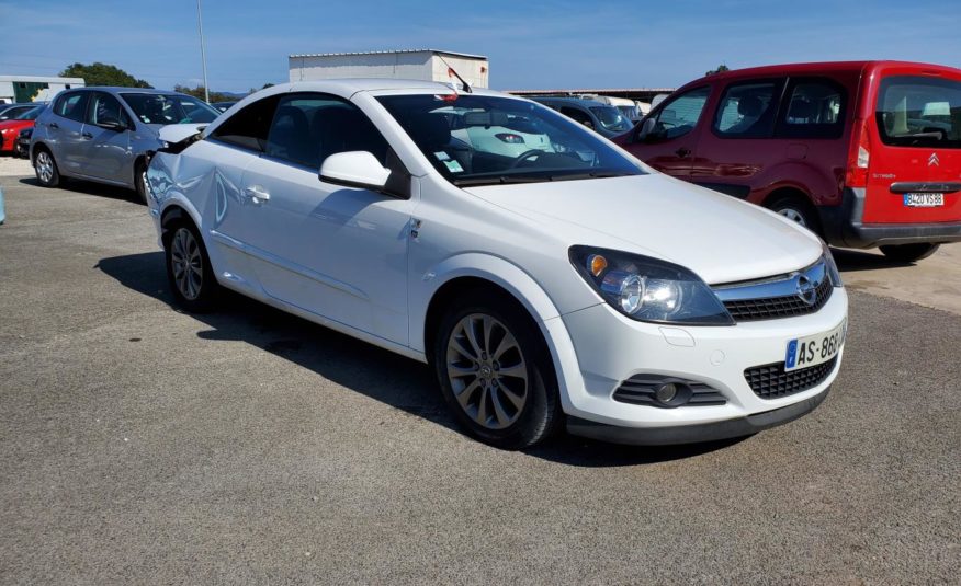 2010 OPEL ASTRA