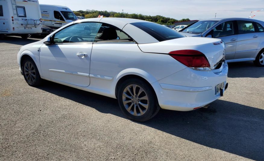 2010 OPEL ASTRA