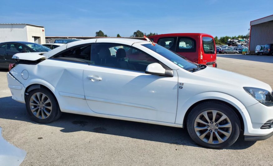 2010 OPEL ASTRA